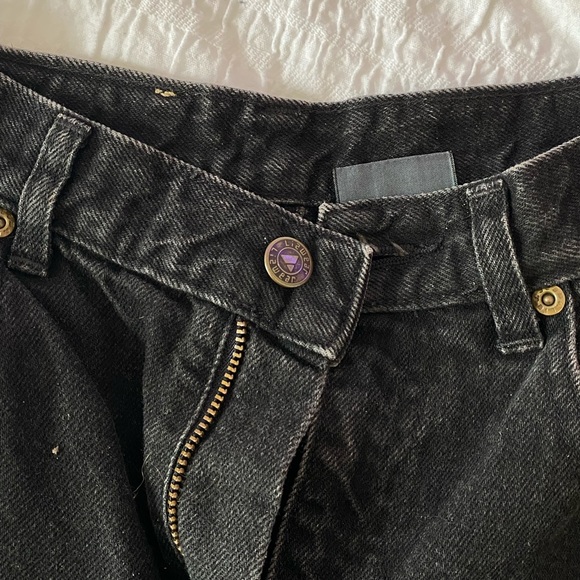 Vintage Black High-Waisted Jeans - Picture 3 of 3